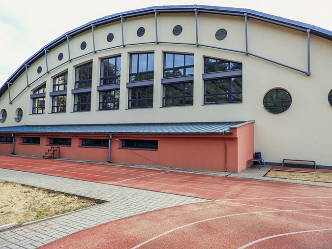 Školy