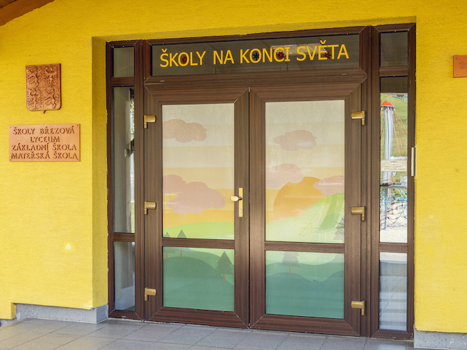 Školy